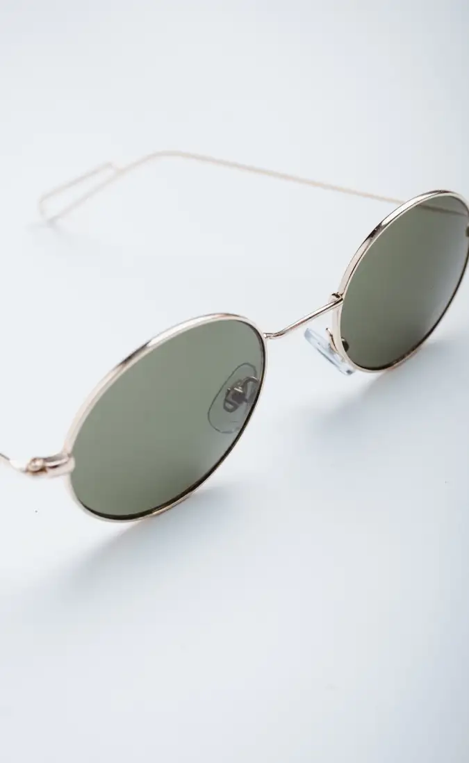 designer frames made for reading in dark and going out in light