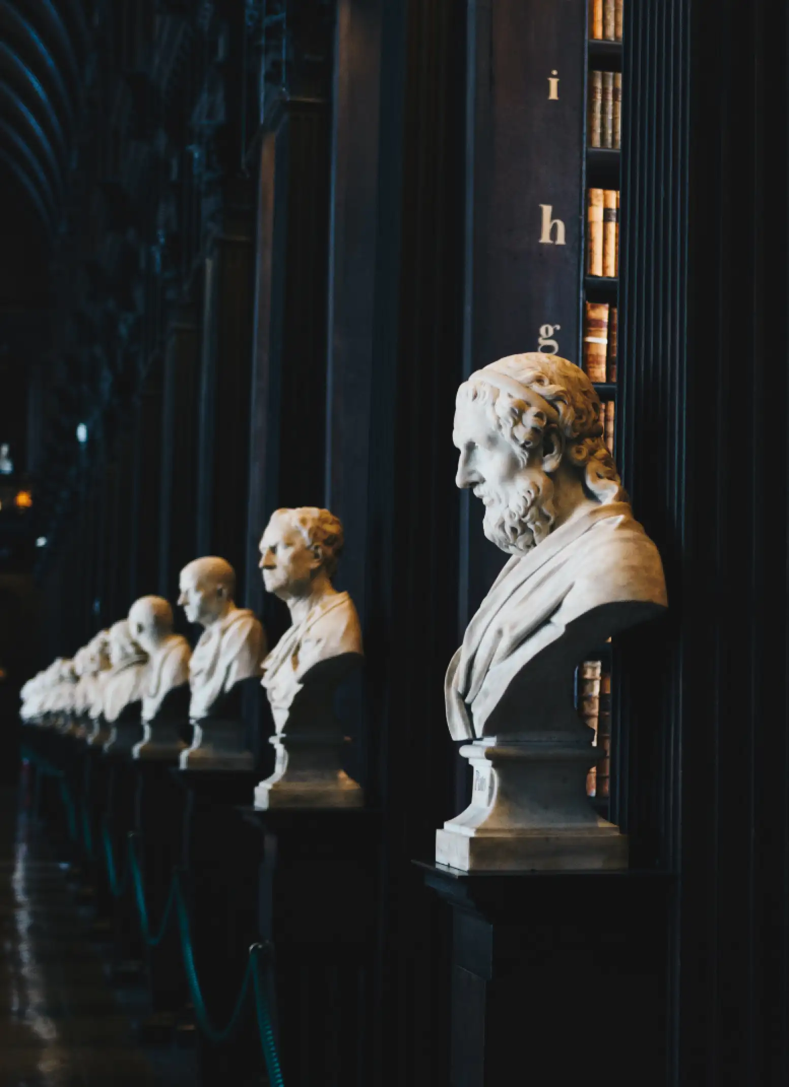 statues made of gray stone