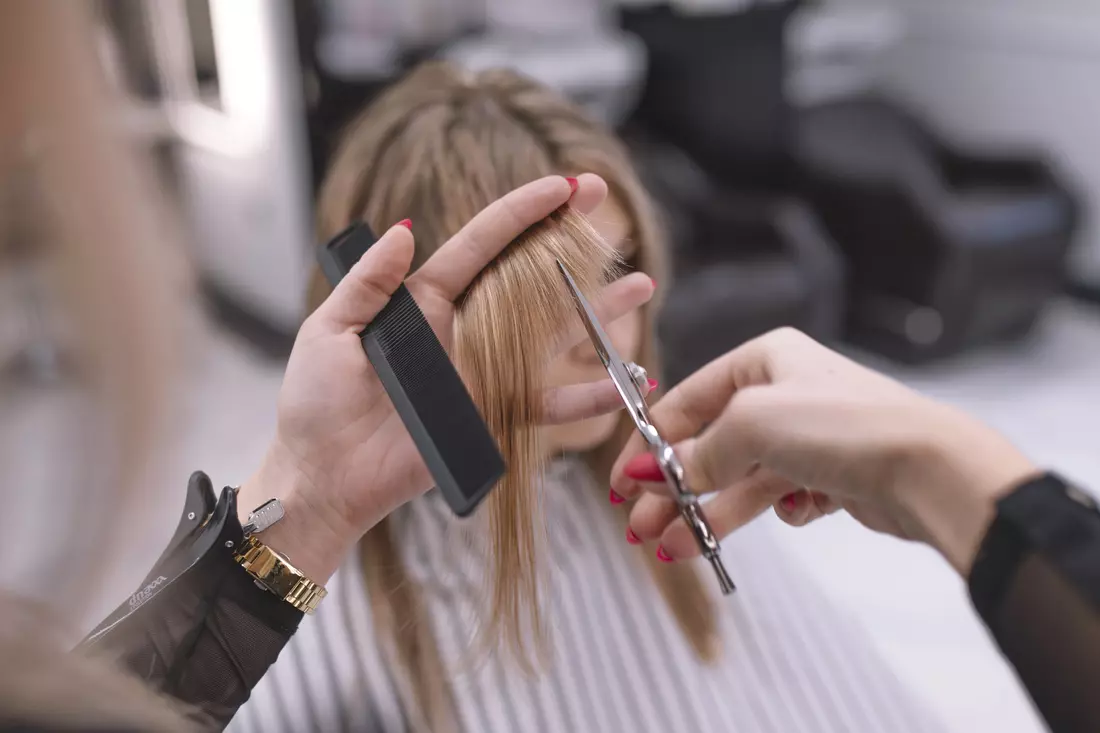giving a girl a haircut