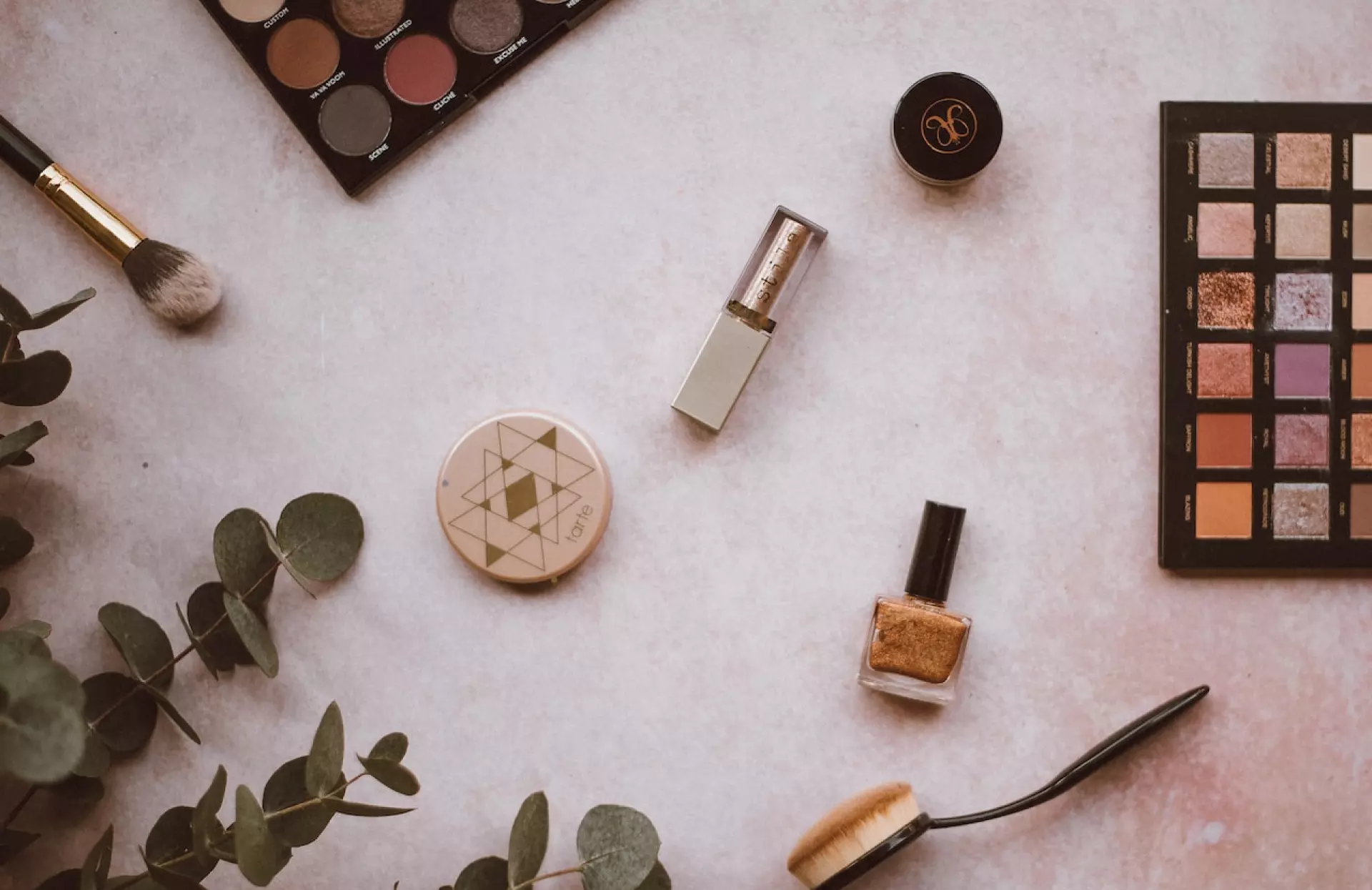 Make-up produkty