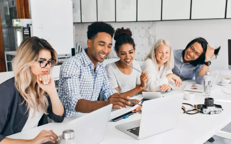 Das Team kommuniziert