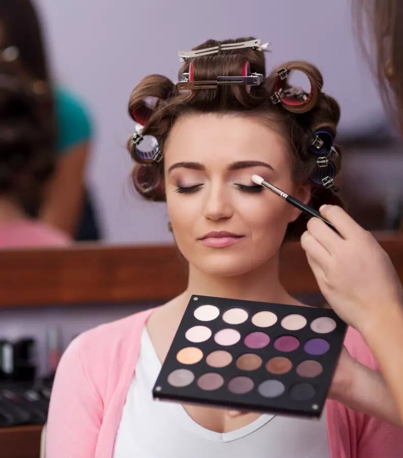 processus d'application du maquillage